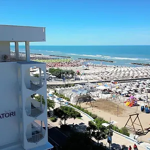 Ambasciatori - Front -breakfast Xxl & Brunch Until 12 30pm *** Misano Adriatico